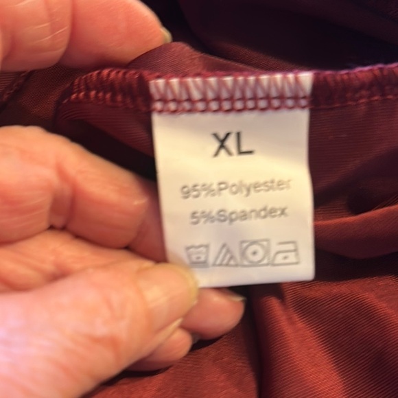 Elegant Velvet Robe in Rich Red Outer Wear or Lounging - Picture 12 of 13